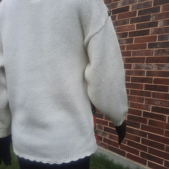 Vintage 90s Southwestern Pattern Embroidered and Beaded Hand Knit Sweater | S - Picture 12 of 16